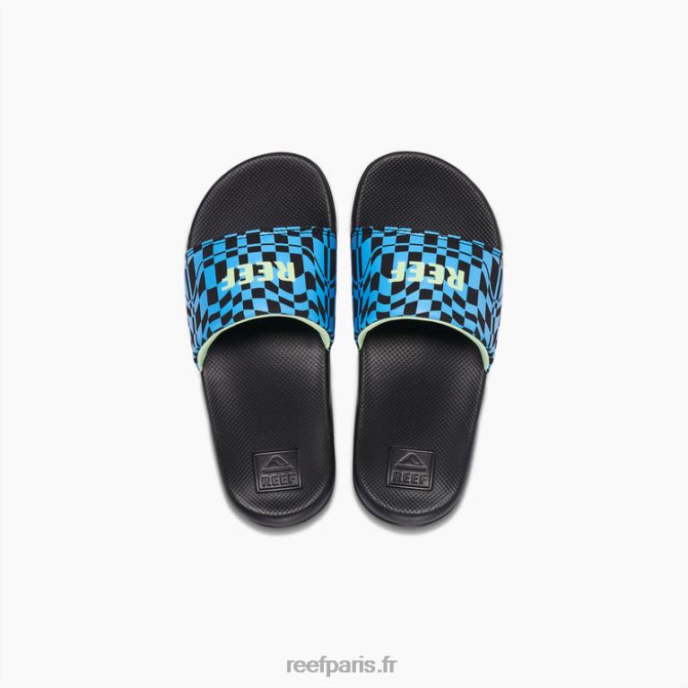 en Reef enfants une diapositivedames de houle 0XL0D856